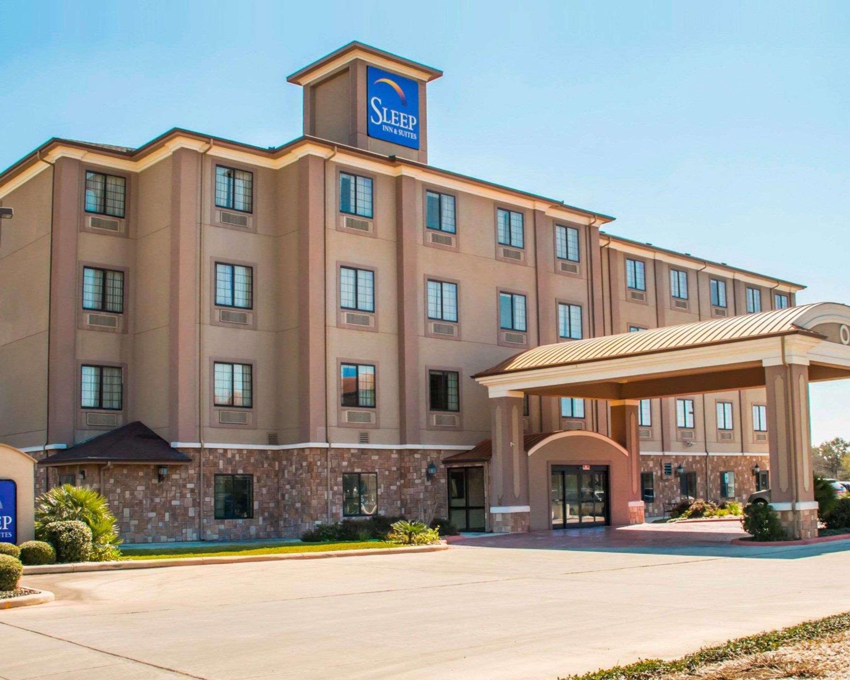 Sleep Inn & Suites At Six Flags San Antonio Exterior photo